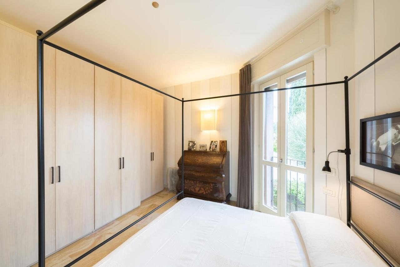 Апартаменты Residenza Al Vittoriale - By Host4U Гардоне Ривьера Экстерьер фото
