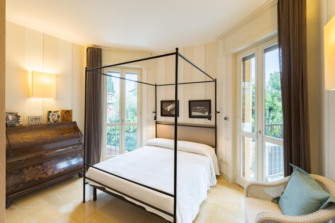 Апартаменты Residenza Al Vittoriale - By Host4U Гардоне Ривьера Экстерьер фото